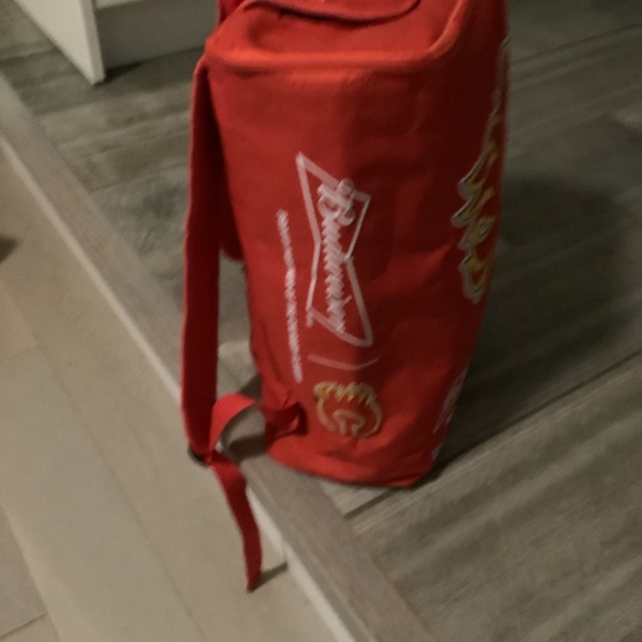 Budweiser Calgary Flames Cooler Backpack - Picture 4 of 4